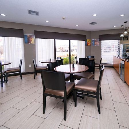Best Western Airport Inn Перл Екстер'єр фото