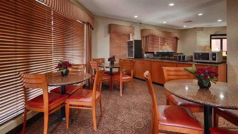 Best Western Airport Inn Перл Екстер'єр фото